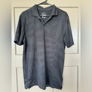 Nike dri-fit golf shirt